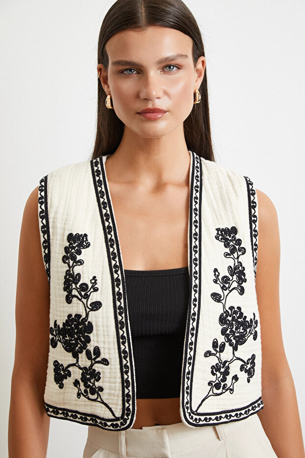 Nakışlı Oversize Yelek Krem - 1