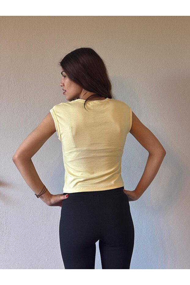 Thick Strap Shepherd Stitched Blouse - 2