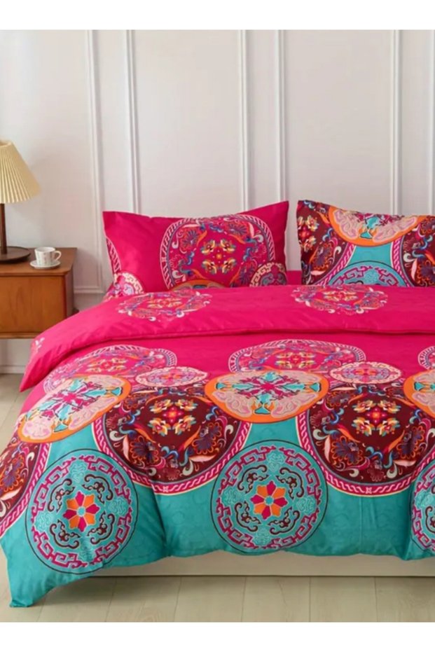 Queen size 6 piece duvet cover set with mandala design 200x230cm.