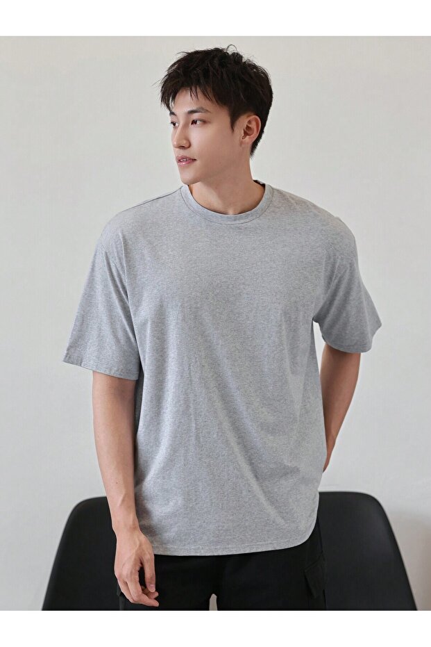 تيشيرت رجالي ذو رقبة مسطحة - 3