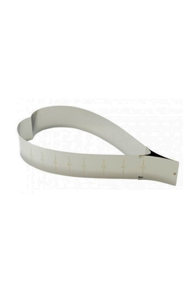 Adjustable heart shape for baking cakes