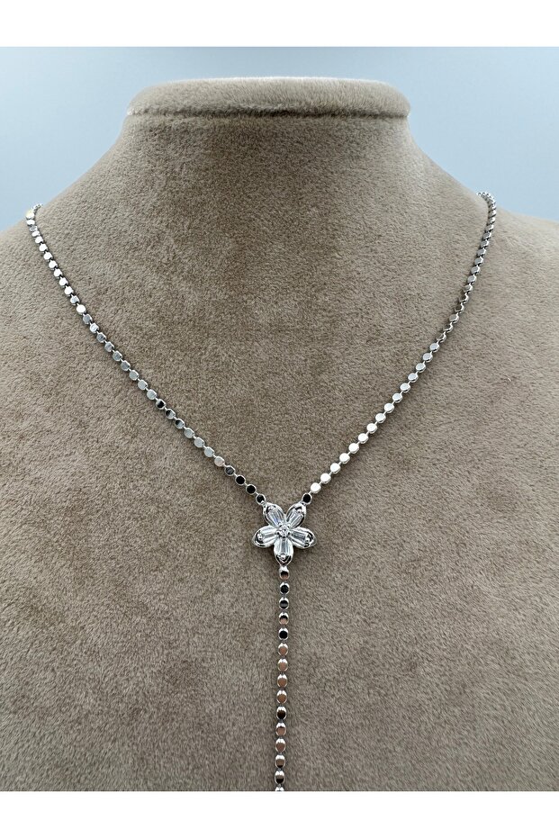 Çiçek Detaylı Pirinç Y Kolye - 1