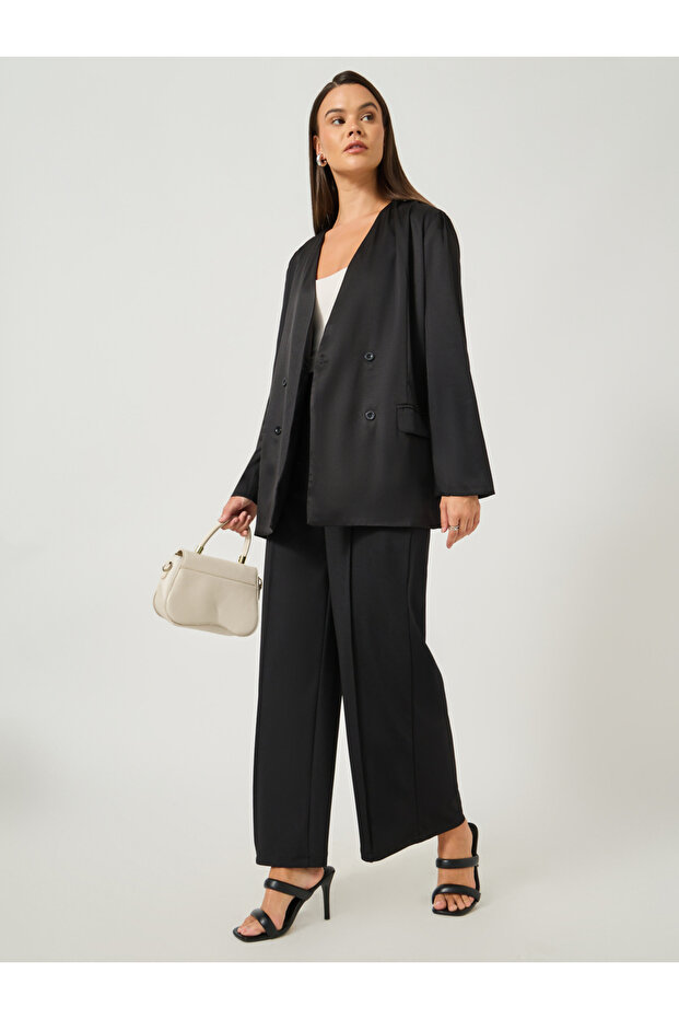 سترة عادية سادة ذات قصة عادية وطول عادي وصدر مزدوج - 2