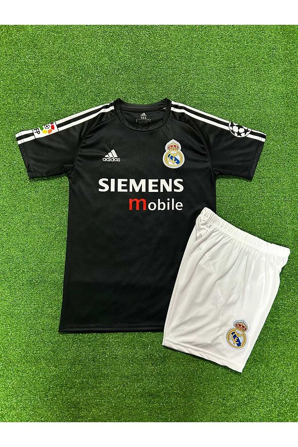 Real Madrid 2004/05 Sezonu David B.e.c.k.h.a.m Nostalji Çocuk Forması (BLACK) - 3
