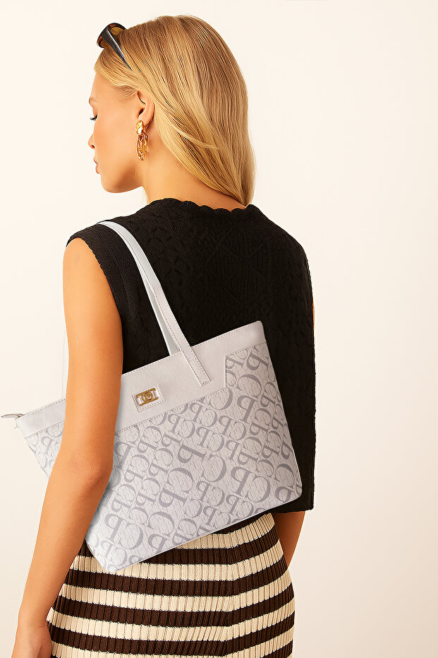 White Women's Shoulder Bag 05Po25Y2519