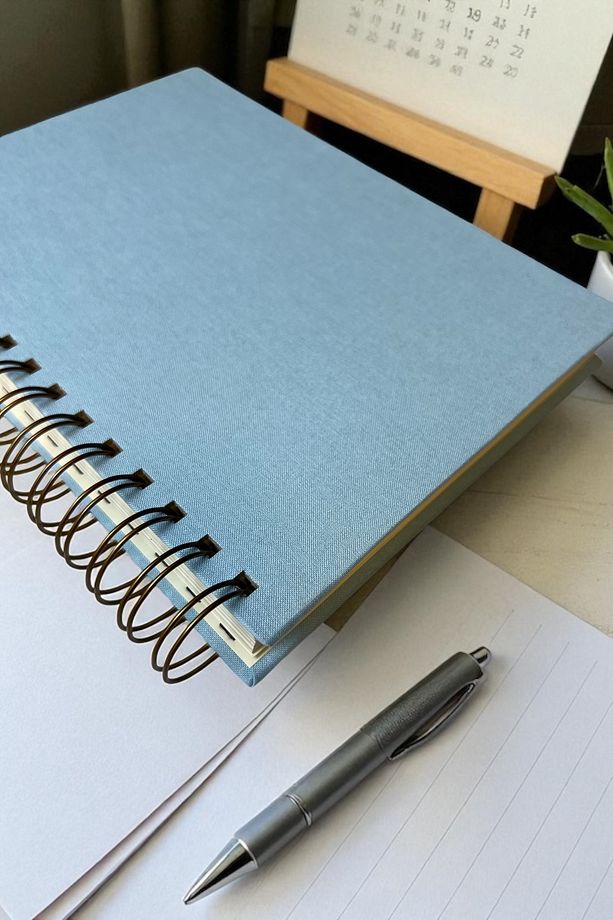 Açık Mavi Keten Kapaklı Kişiselleştirilebilir Defter – 110 gr Ivory Kağıt, Sert Kapak, 80 Yaprak - 2