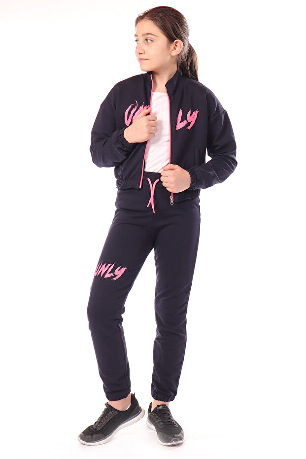 Devojčička trenerka - 4