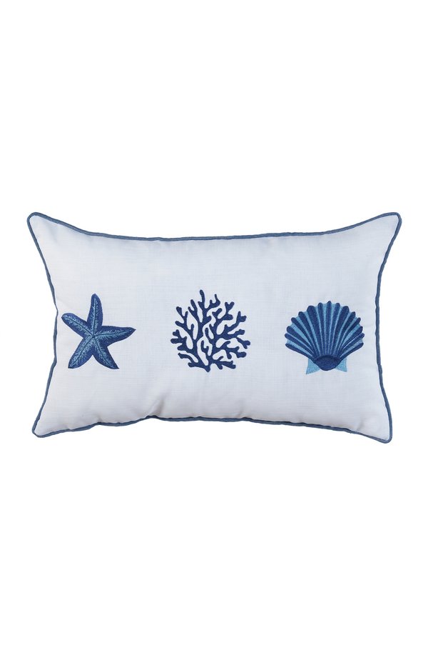Cushion Cover Piping Star - Coral - Mussel Ecru / Navy Blue Embroidery / 31X50 cm)