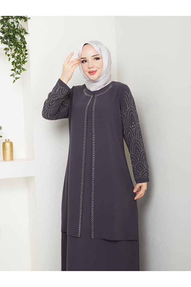 Plus size mother dress with stone sleeves