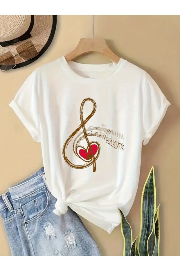 Modern Women's Printed Unisex Oversize Crew Neck T-Shirt That Attracts Attention with Music Heart Stylish Design