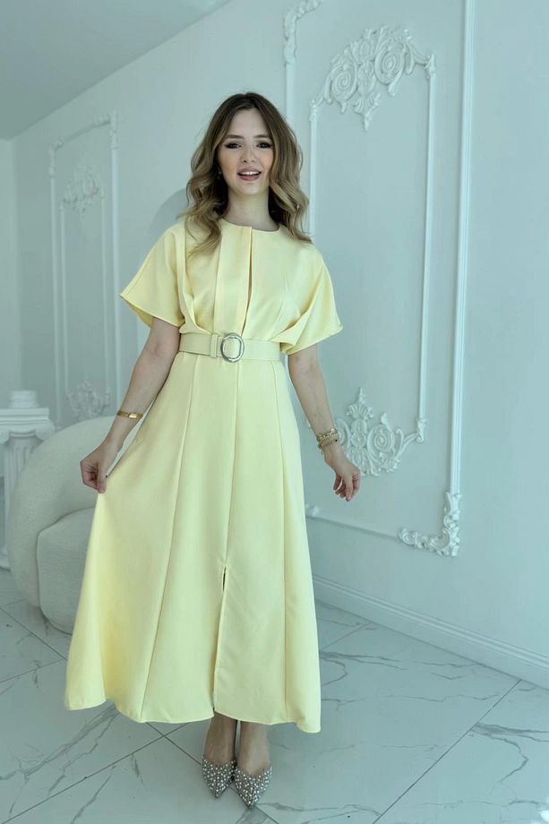 Kemer Detaylı Yırtmaçlı Pliseli Maxi Boy Sarı Elbise - 4