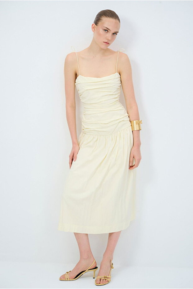 Büzgülü Elbise - 4