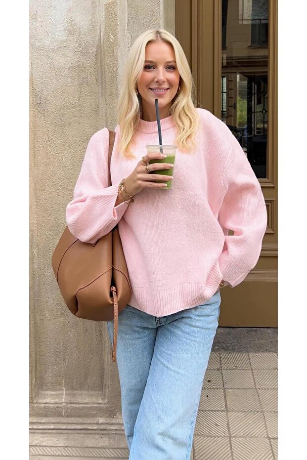 Rosa Oversize-Pullover mit Rundhalsausschnitt - 1