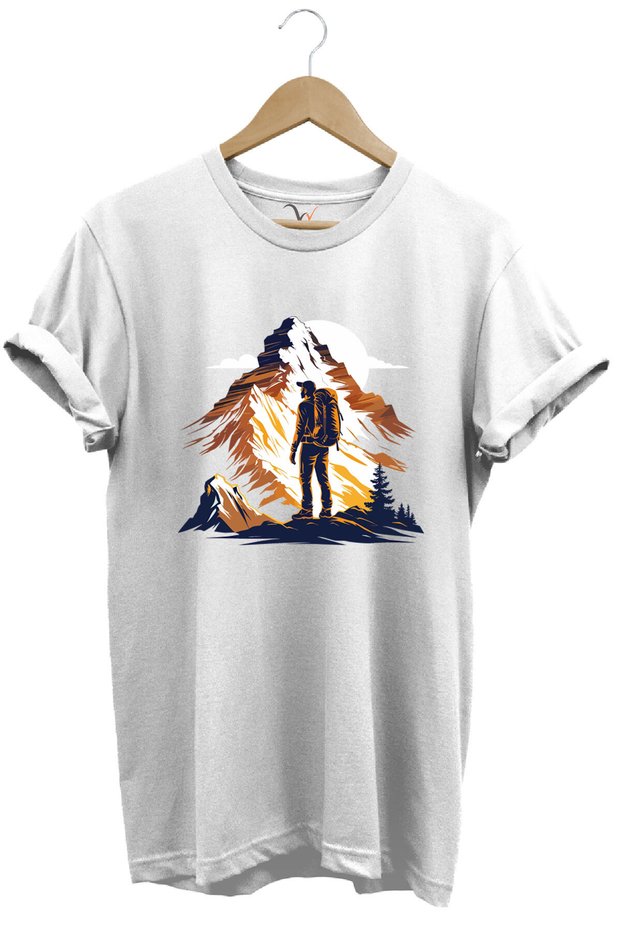 Mountain Mountain Hiking and Snow Landscape Printed 100% Cotton Unisex Regular Fit T-Shirt
