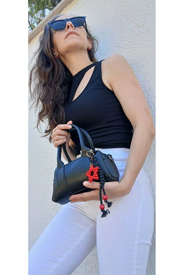 Yuosia Black Charm Hediyeli ! ♥☺