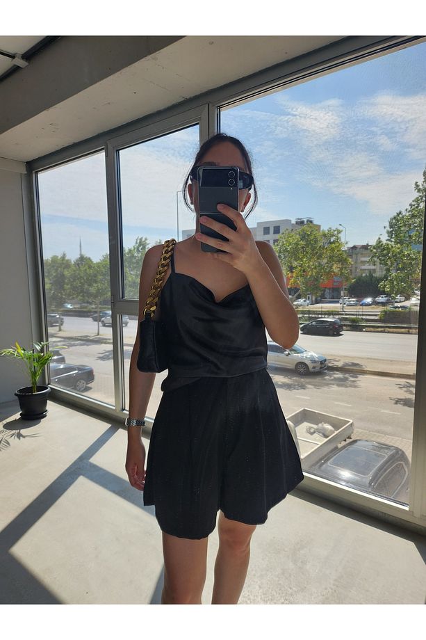 Yüksek Bel Wed Leg Cep Detaylı Midi Boy Şort Siyah - 1