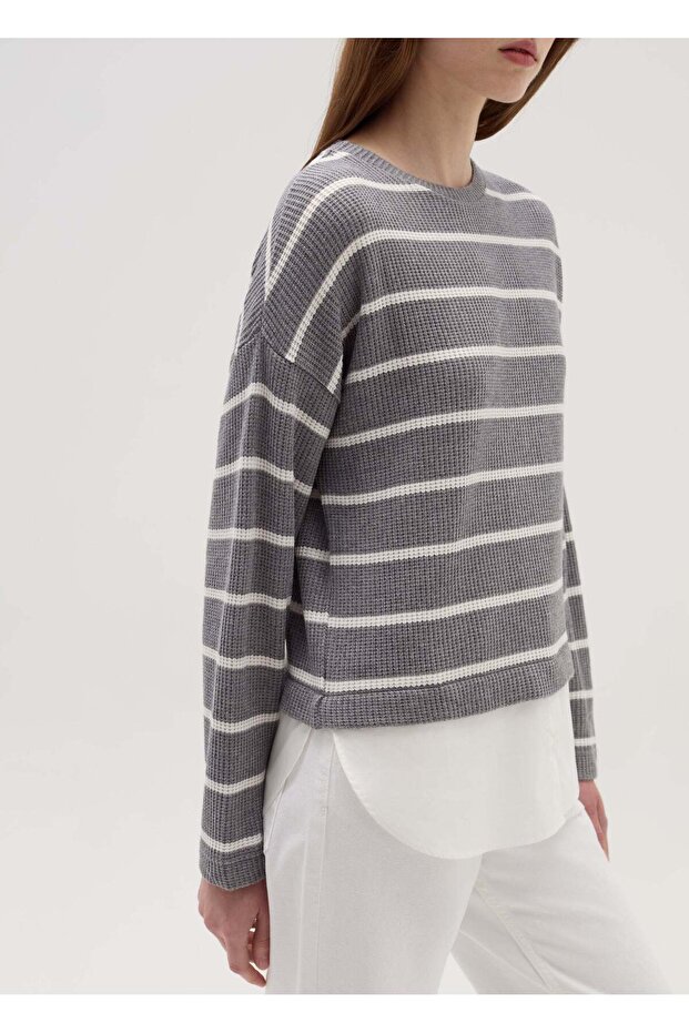 Long-Sleeved T-Shirt With Micro Waffle Weave