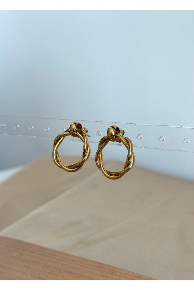 Sihra Accessories Steel Nail Closure Hoop Earrings Gold Color
