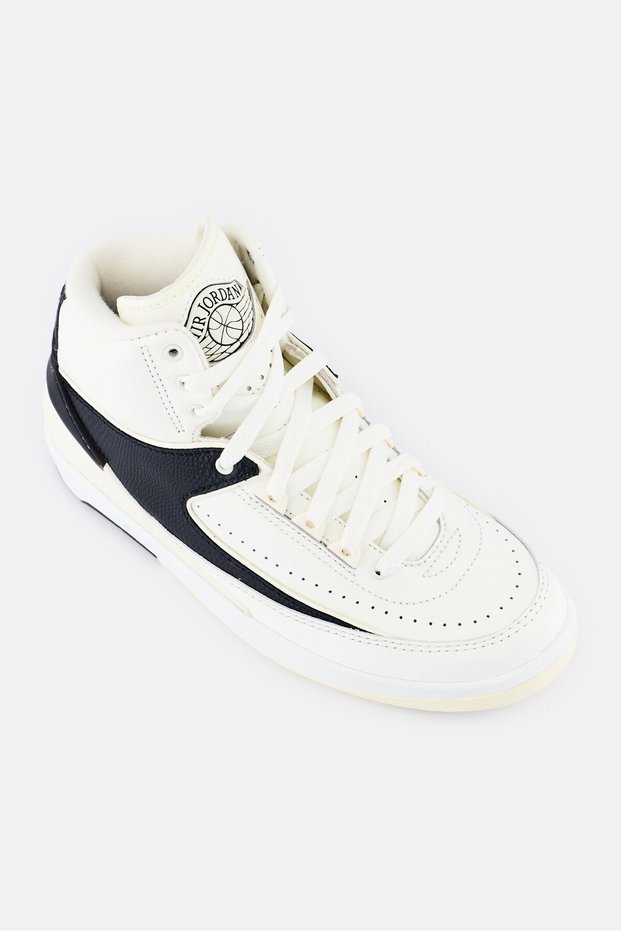 Women 2 Retro Lace Up Outdoor Shoes, Off White
