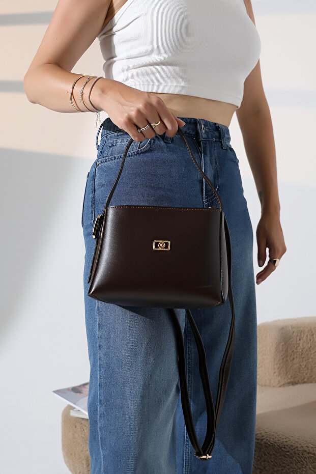 Brown Small Size Bucket Model Women's Bag Single-Compartment Crisscross Straps Shoulder and Clutch Bag