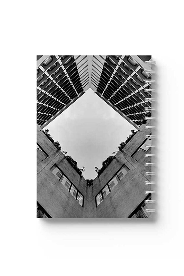 دفتر ملاحظات حلزوني مع غلافين أمامي وخلفي صلبين بتصميم Look to the Sky