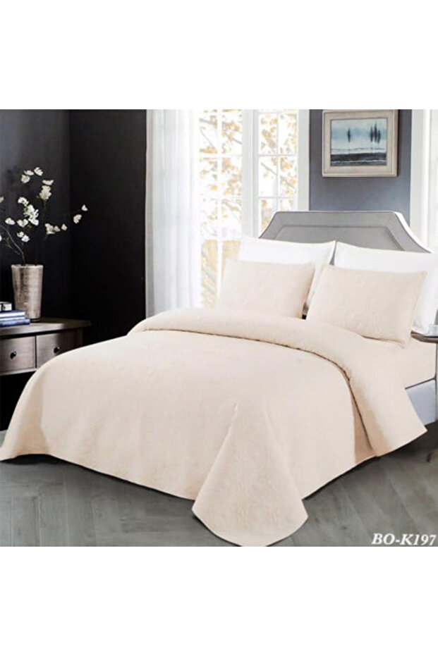Summer bed quilt for 3 people