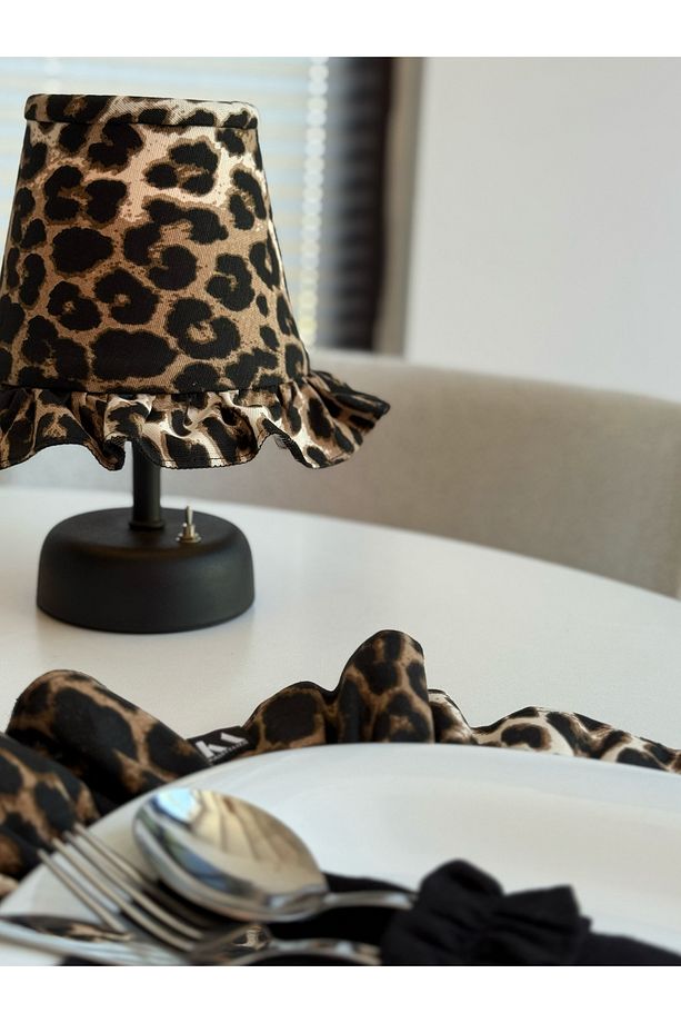 Leopard Keten Fırfırlı Kablosuz Masa Lambası / Mat Siyah Ayak - 2