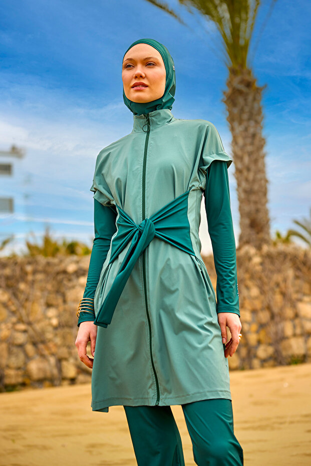 Green Full Covered Hijab Swimsuit – Front Belted, Fastening Design M2523-1