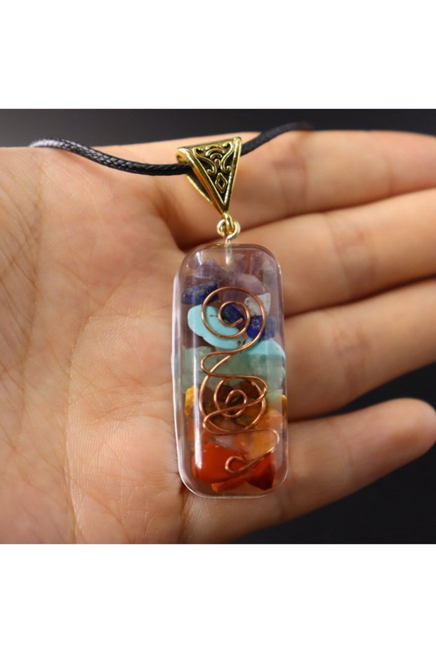 C3203-1 Retro Reiki Healing Energy Crystal Pendant Natural Stone for Yoga Meditation Spiritual 7 Cha