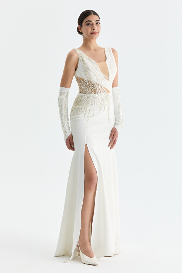 İşlemeli Beyaz Nikah Elbisesi - 1