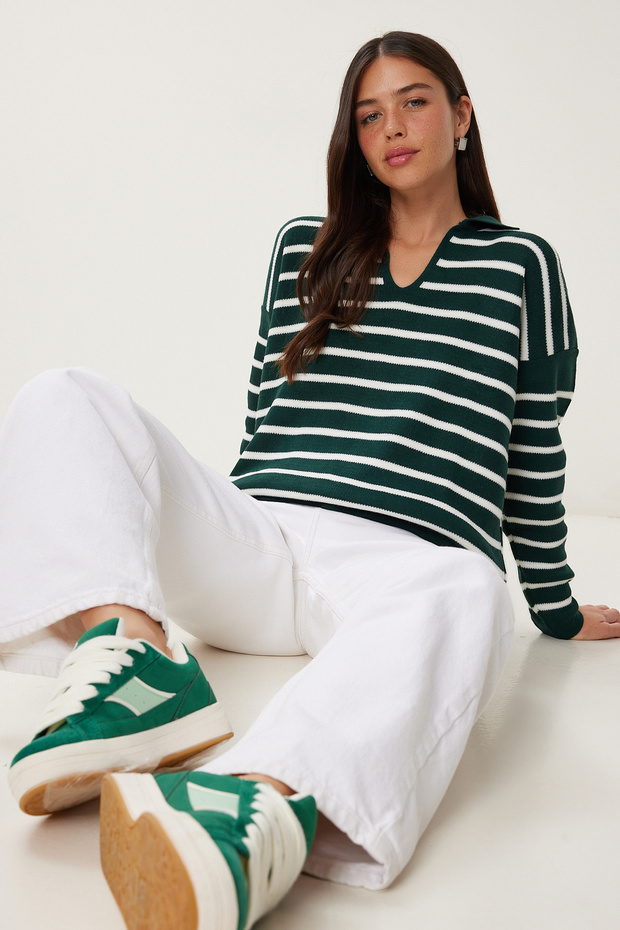 Women's Dark Green Polo Collar Crop Knitwear Sweatshirt US00293