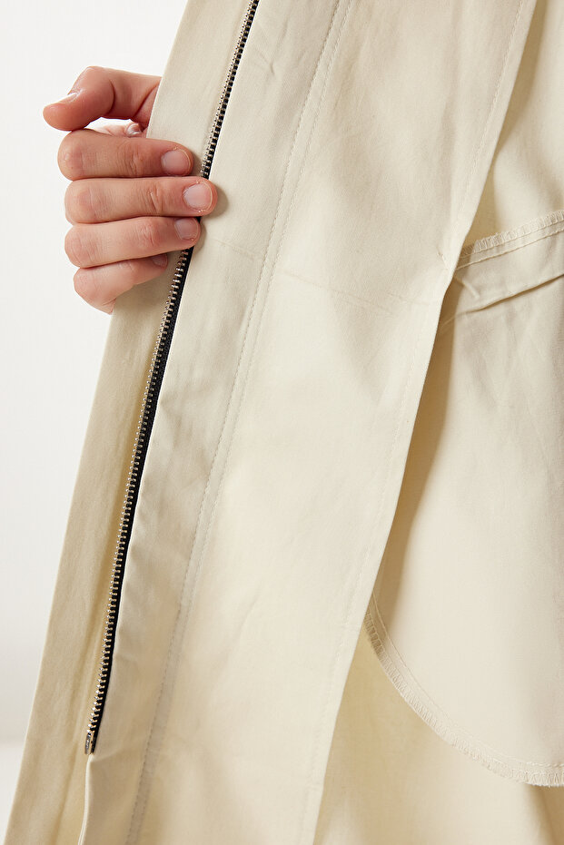 Cremefarbener, übergroßer, gewebter Trenchcoat für Damen mit Reißverschluss FG00052 - 4