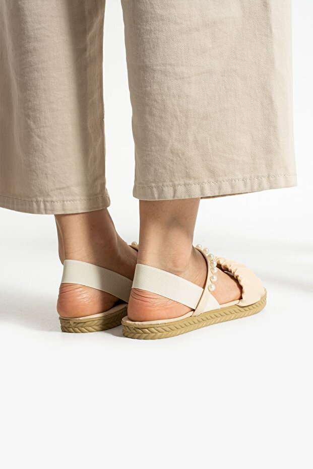 Bej İncili Lastikli Sandalet - 9