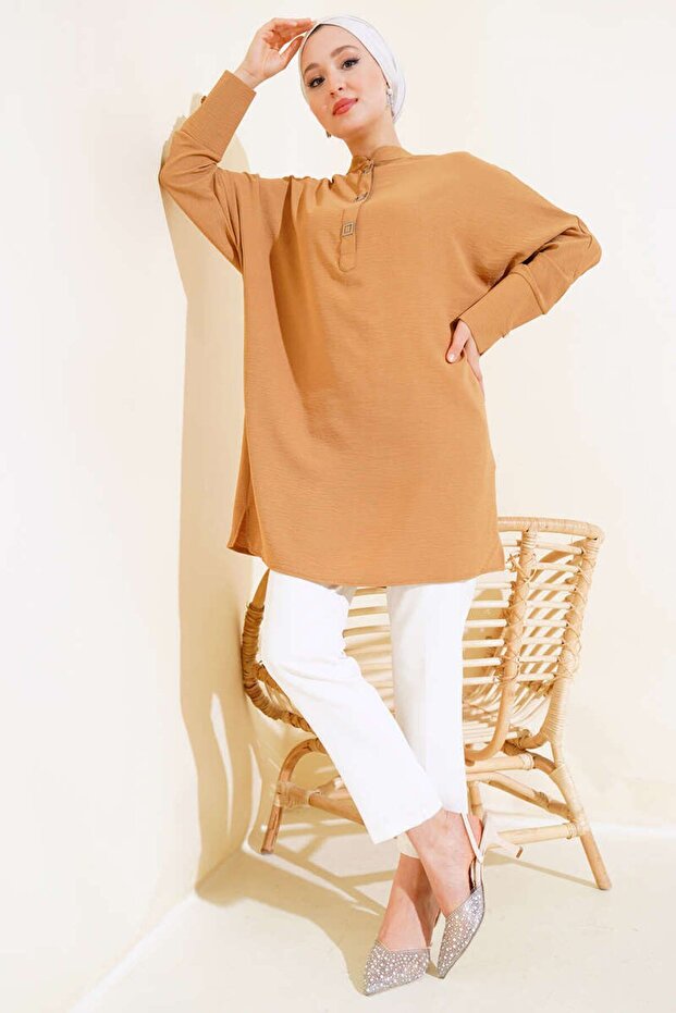 تونيك ذو ياقة مربعة وأزرار - 1