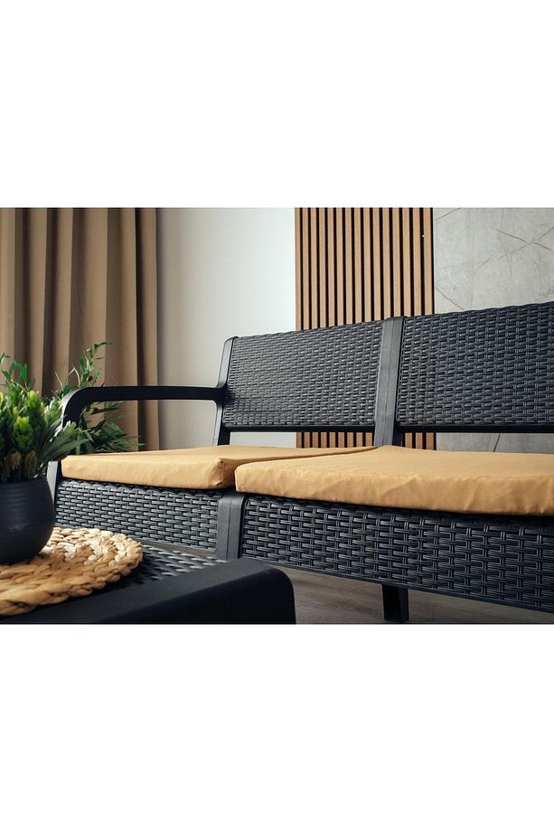 Lüx Sofia 4 Kişilik Minderli Sehpalı Raddan Bahçe Balkon Teras Ergonomik  Oturma Grubu 2 1 1 - 2