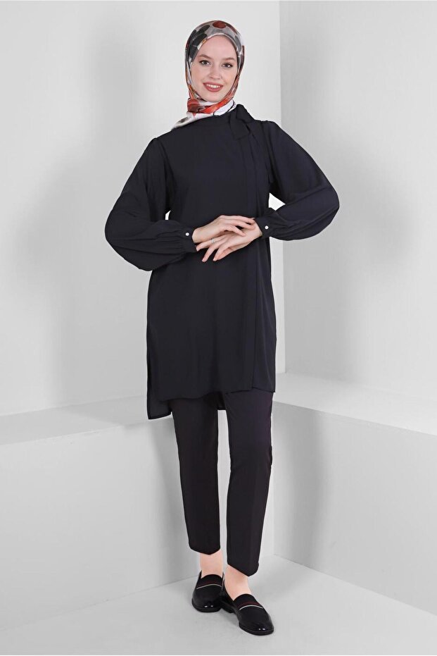 HIDDEN BUTTON TUNIC WITH COLLAR BINDING DETAIL 43508 - 1