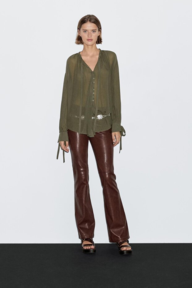 Bağcıklı pelerin bluz - 1