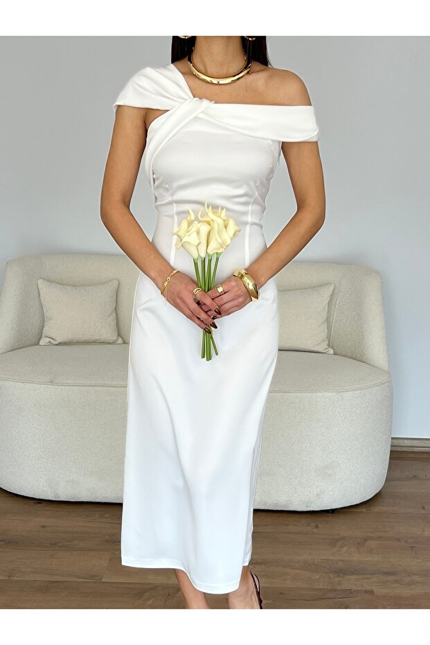 Rochie midi din satin cu umeri - 2