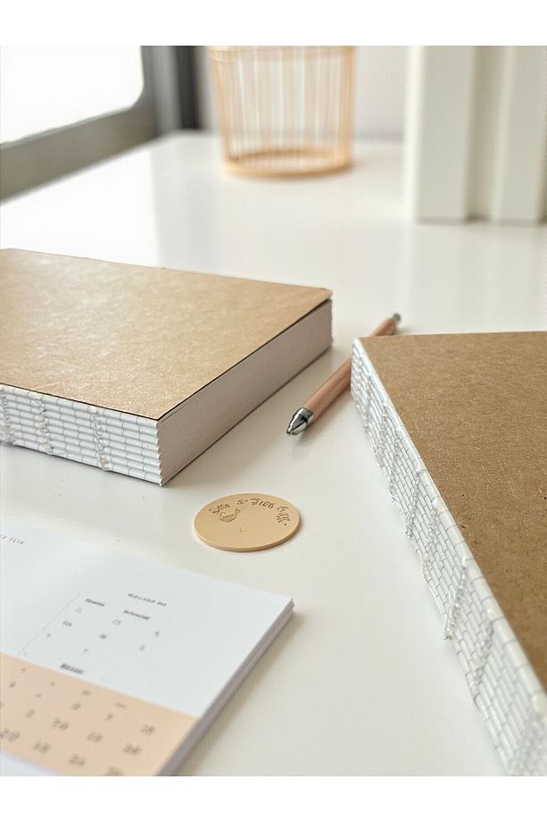 Özel Tasarım Kraft Kapaklı A5 Enzo Kareli Defter - 180 Derece Açılabilir, %100 El Işçiliği - 4