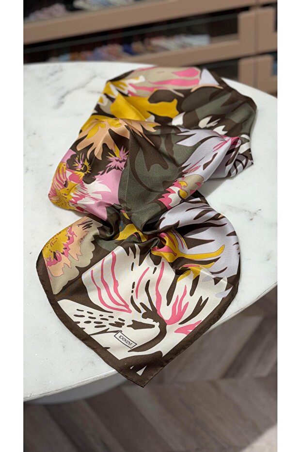 وشاح حرير تويل - نمط نيهاڤنت - كاكي - 1