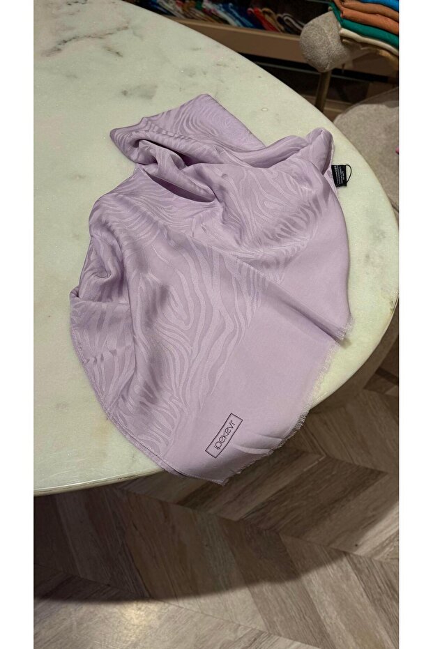 شال بنمط الحمار الوحشي 4373 ليلك - 1