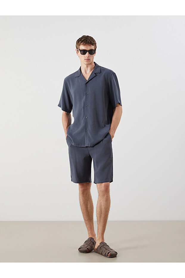 Standard Fit Men's Shorts