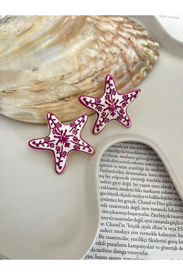 Pink star earring - 2