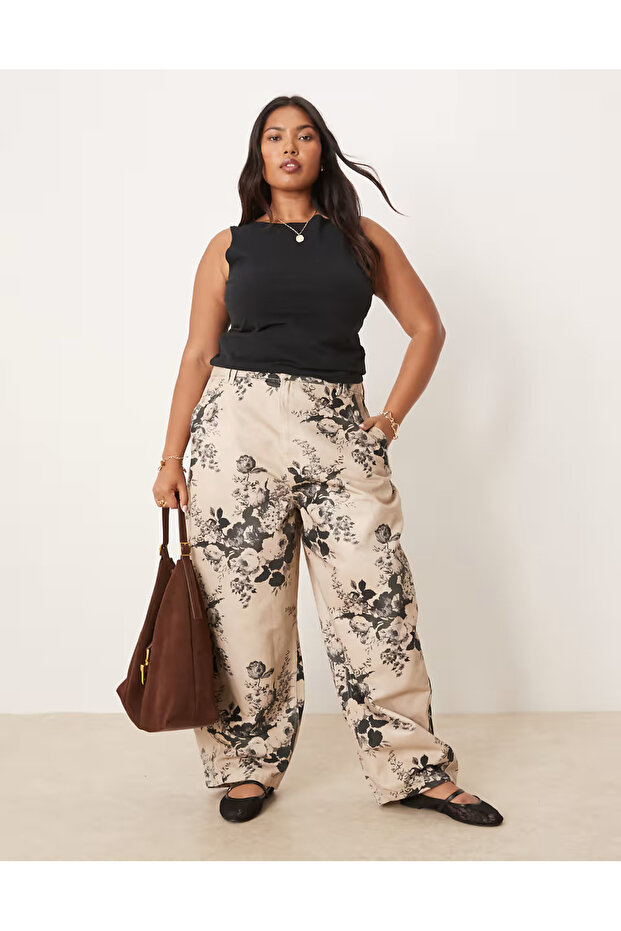 Women's Plus Size Mink, Barrel Leg, Floral Patterned Denim Pants with Side and Back Pockets 65N39010