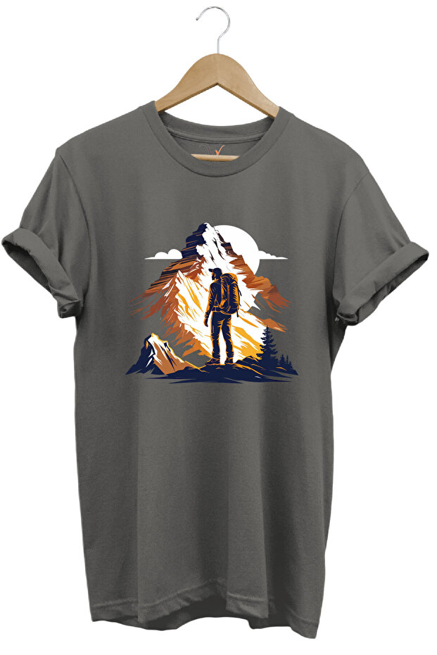 Mountain Mountain Hiking and Snow Landscape Printed 100% Cotton Unisex Regular Fit T-Shirt