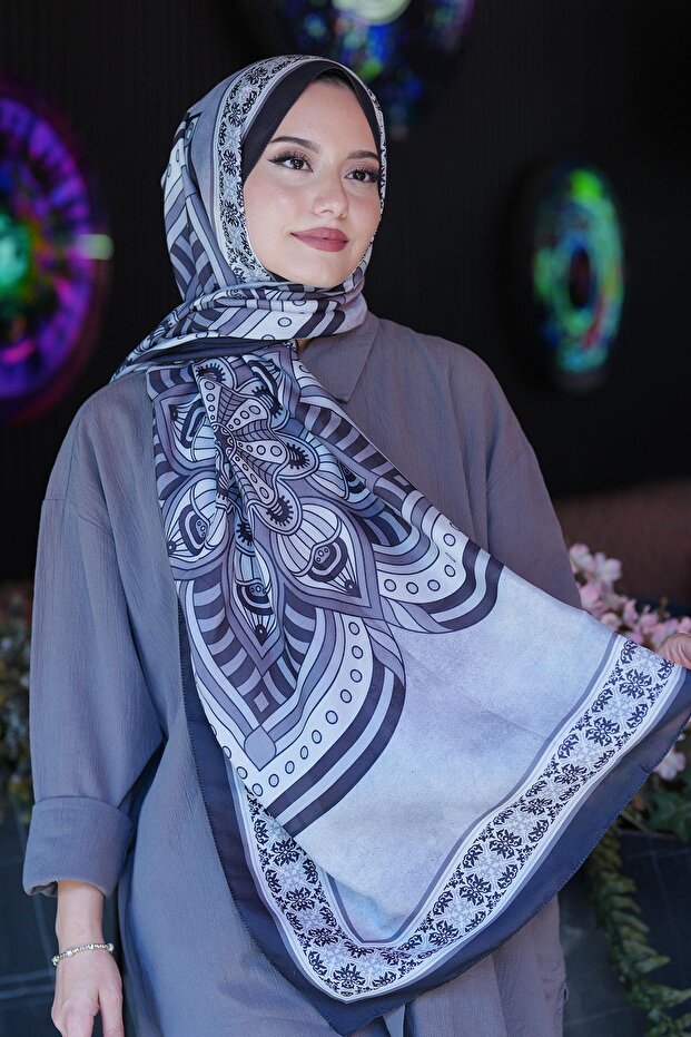 نمط هندسي شال قطني ناعم أسود - 2