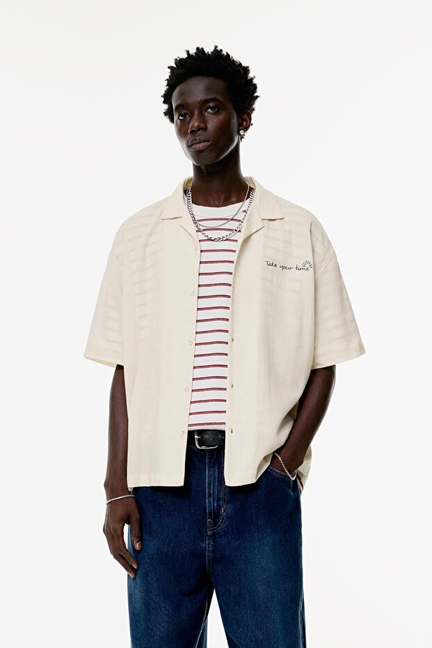 Kısa kollu yazılı gömlek - 2