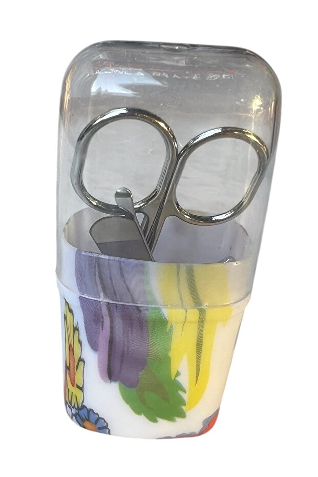 Portable 4-Piece Manicure Pedicure Set – Patterned Box with Transparent Cover