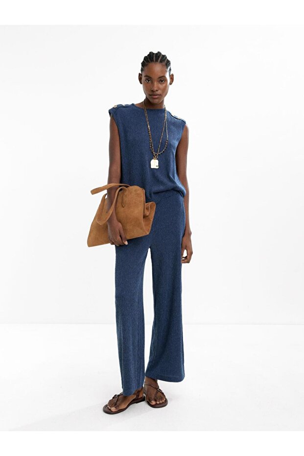 Düğmeli ve Dokulu Üst - 5