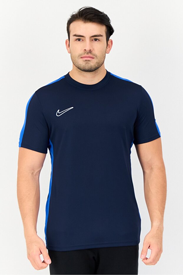 Men Slim Fit Short Sleeve Soccer T-Shirt, Multicolor